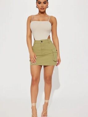 💎Fashion Nova Olive Cargo Mini Skirt